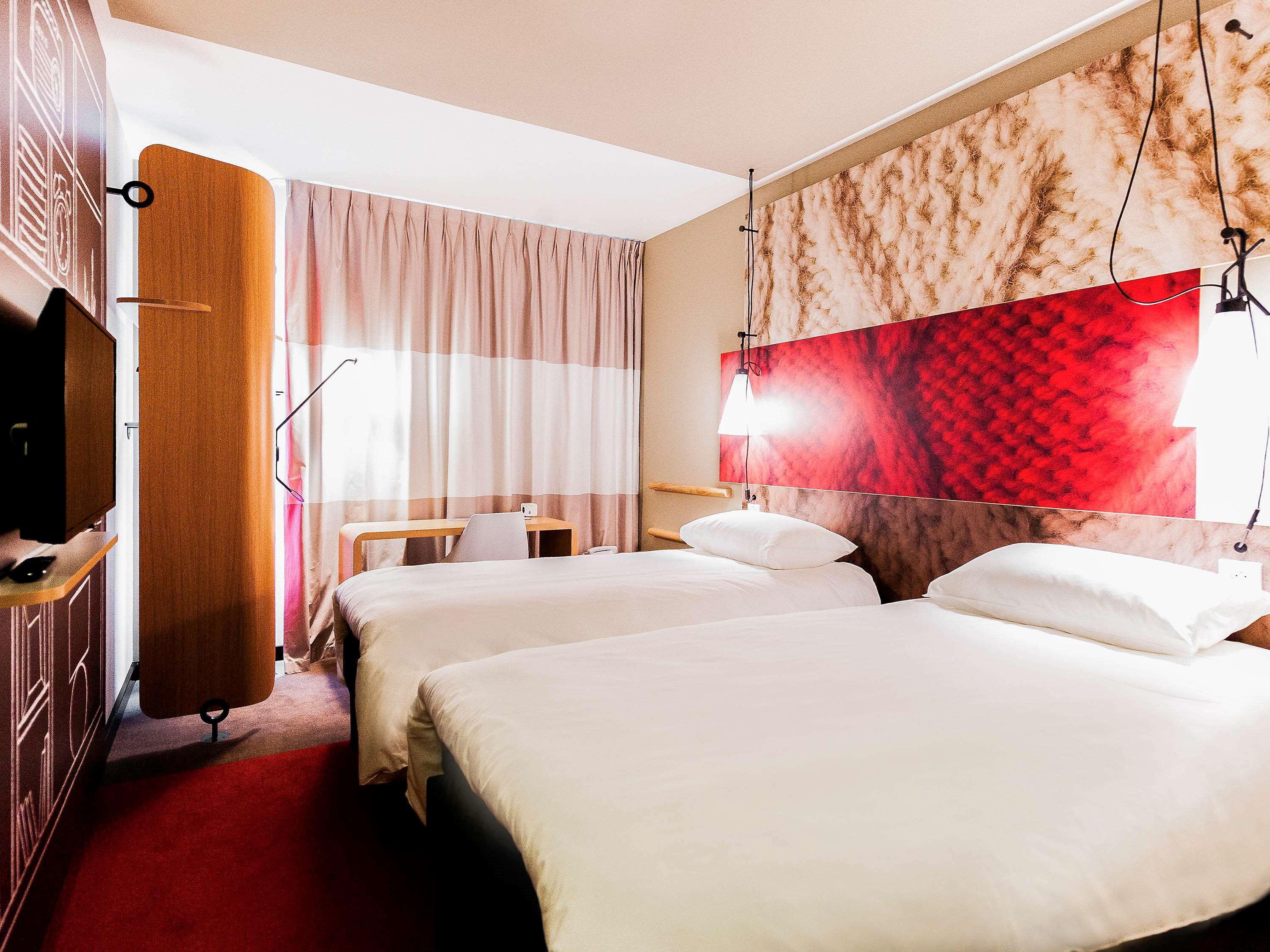 Ibis Poznan Polnoc Hotel Suchy Las Exterior photo